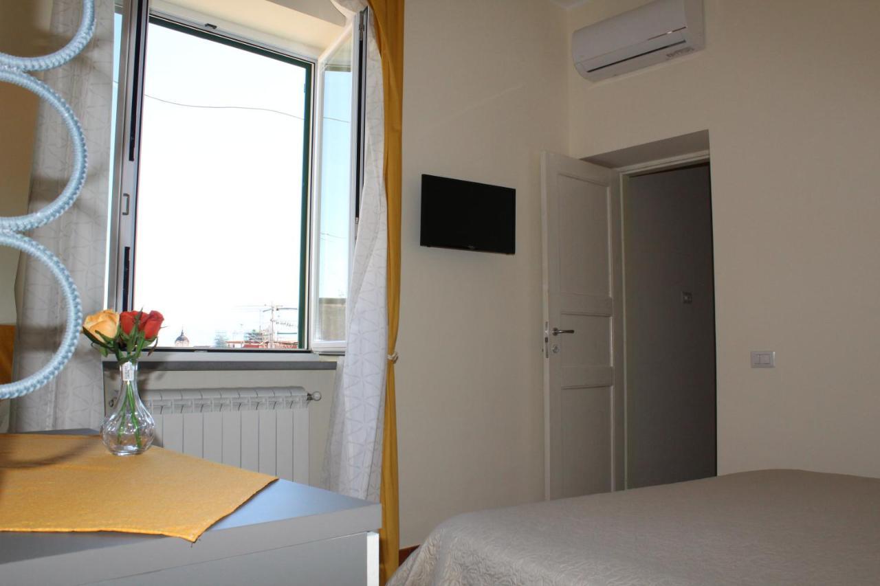 Gregorius Diamerisma Panoramic Terrace เนเปิลส์ ภายนอก รูปภาพ